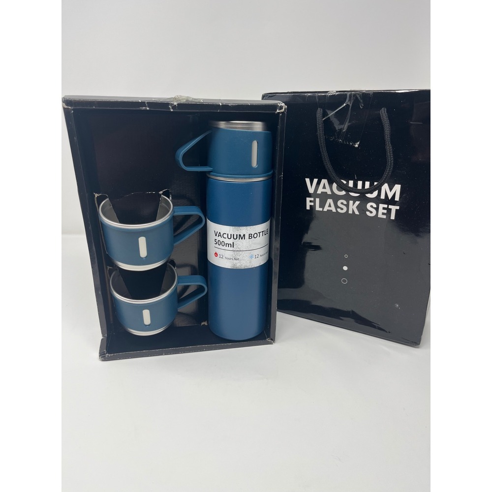 Vacuum Flask Set 500ml Stainless Steel Insulated Thermos with 3 Cups & Bag
Blue